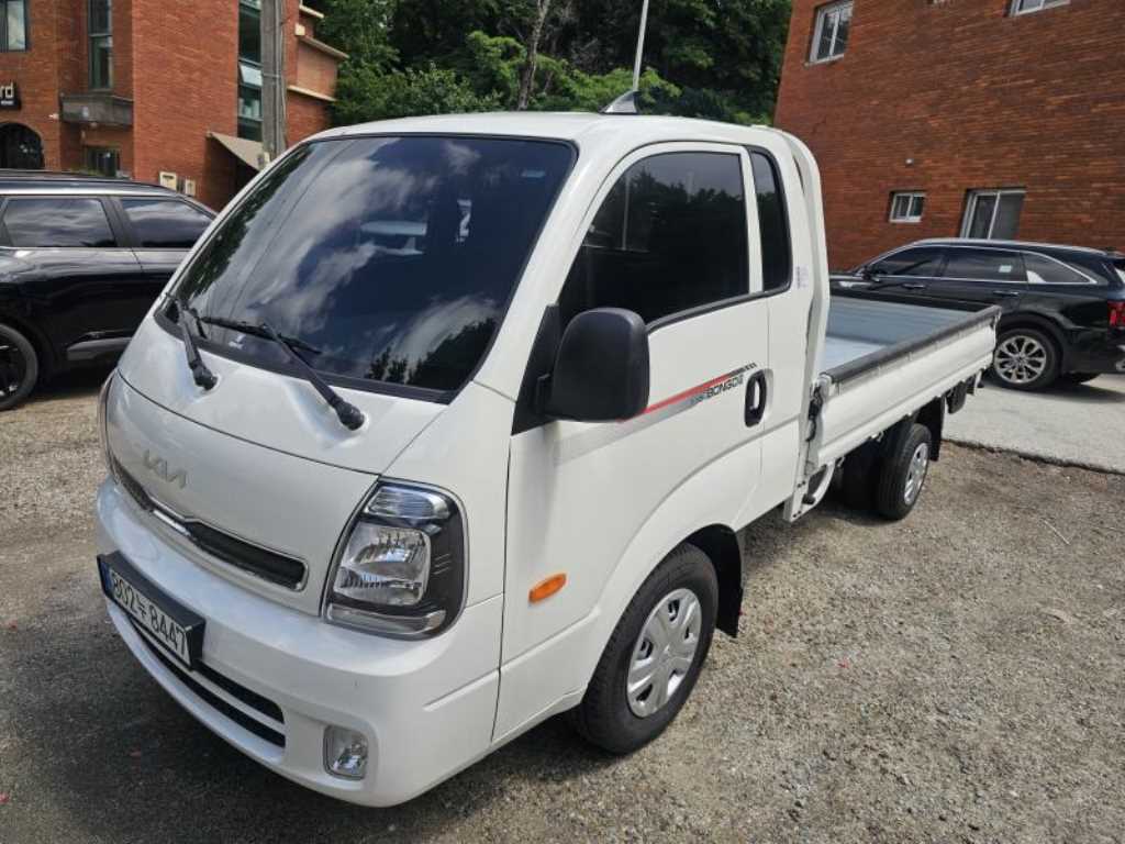 Small Truck Cargo (small) - Vista 2