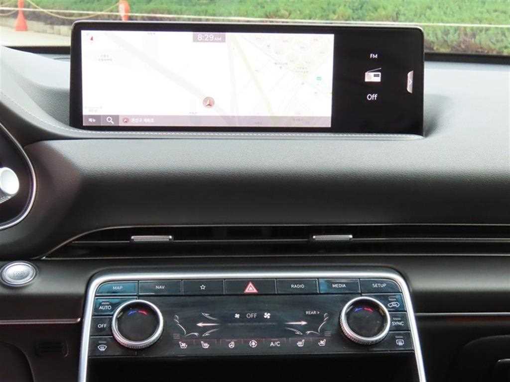 Genesis GV80 - Vista 11