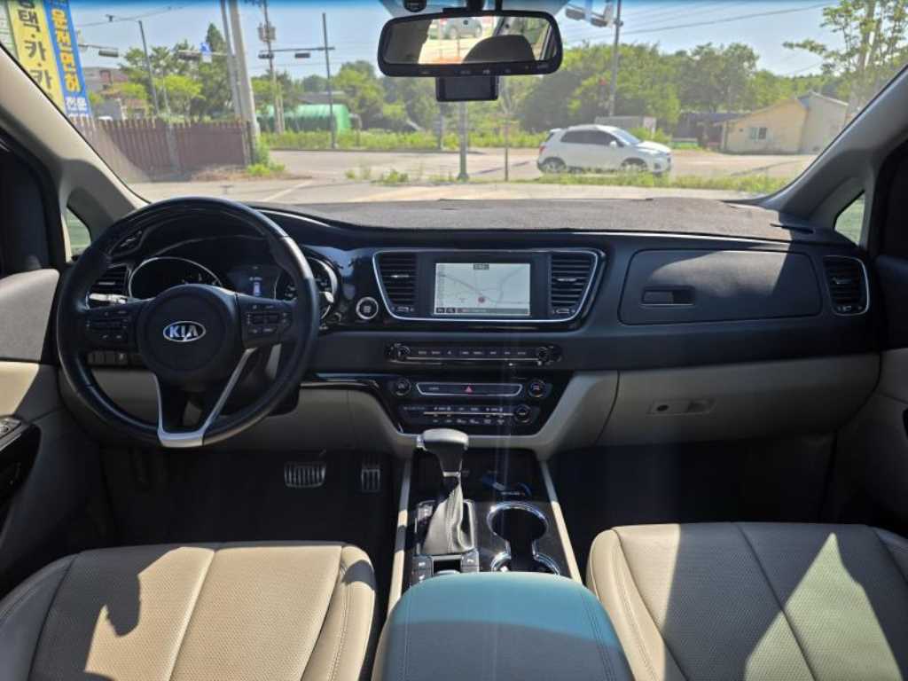 KIA Carnival 2019 - Importación desde Corea - HF Imports Iquique - Foto 13