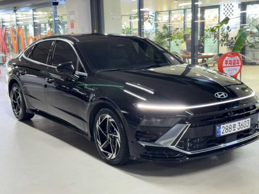 HYUNDAI Sonata - Vista 2