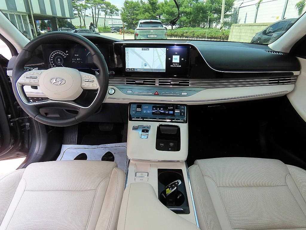 HYUNDAI Grandeur - Vista 8