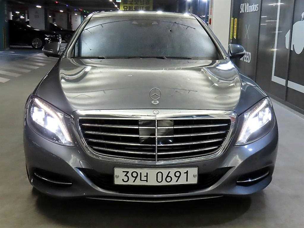 Mercedes Benz S Class - Vista 2