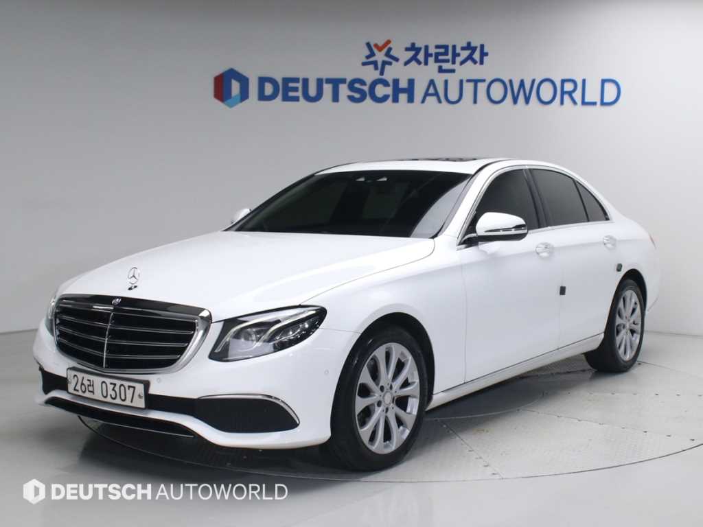 Mercedes Benz E class 2017 Blanco - Importación desde Corea - HF Imports Iquique - Foto 1