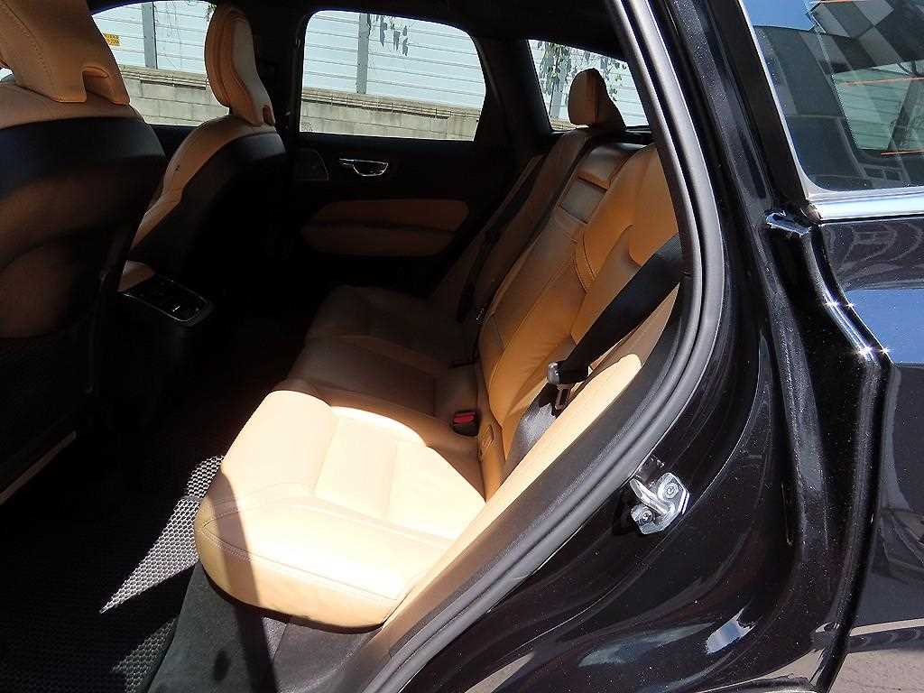 Volvo XC60 - Vista 6