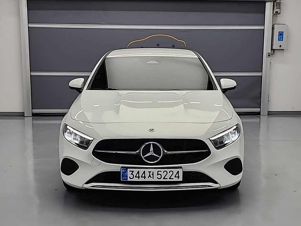 Mercedes Benz A Class - Vista 2