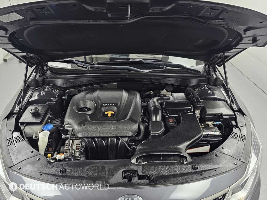 KIA K5 - Vista 6