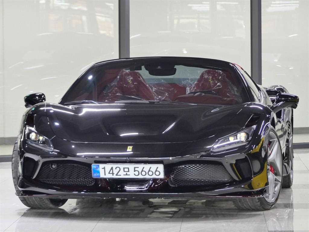 Ferrari F8