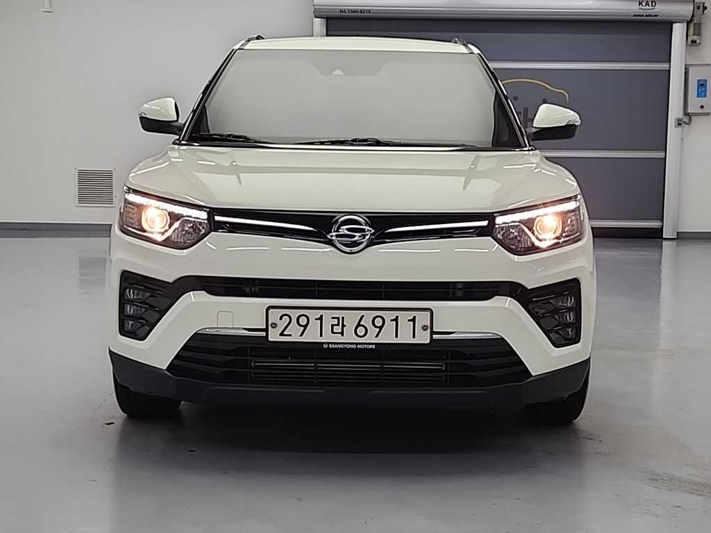 Ssangyong Tivoli - Vista 2