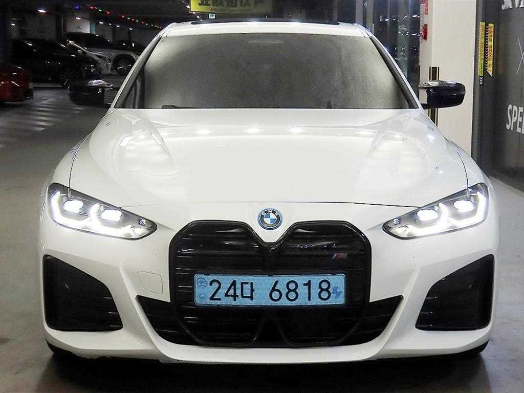 BMW i4 - Vista 2