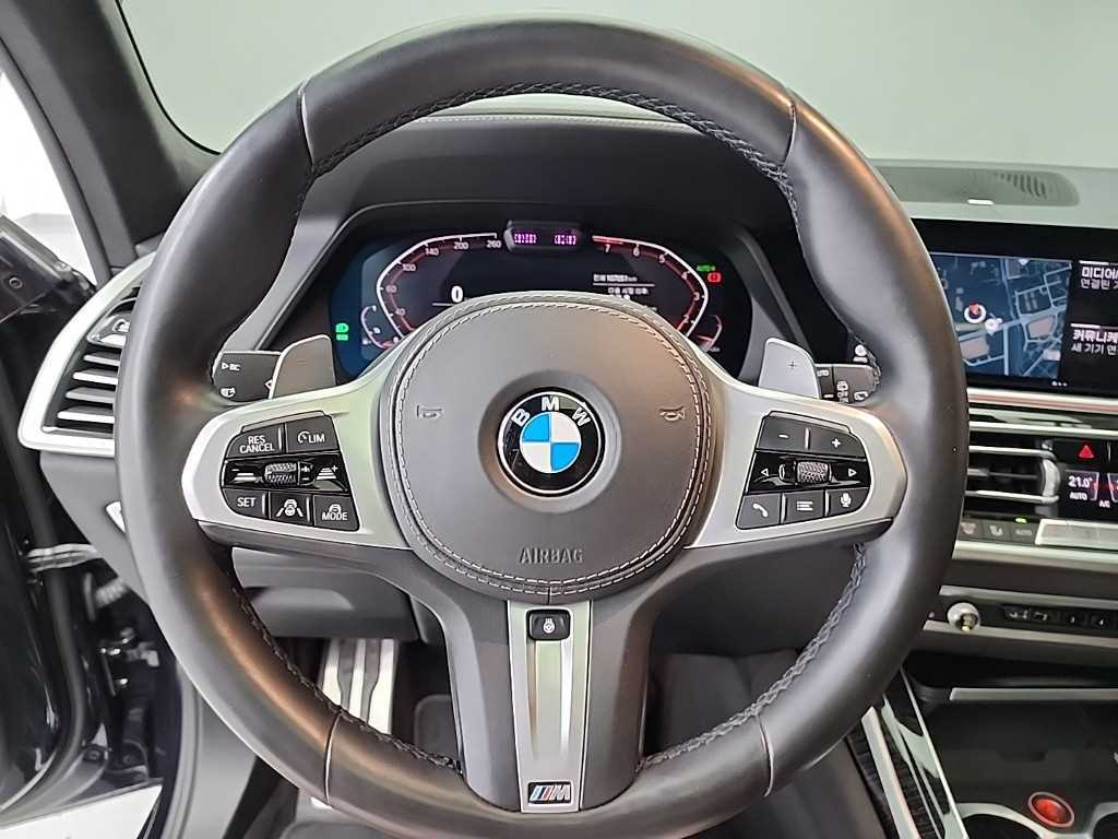 BMW X7 - Vista 9