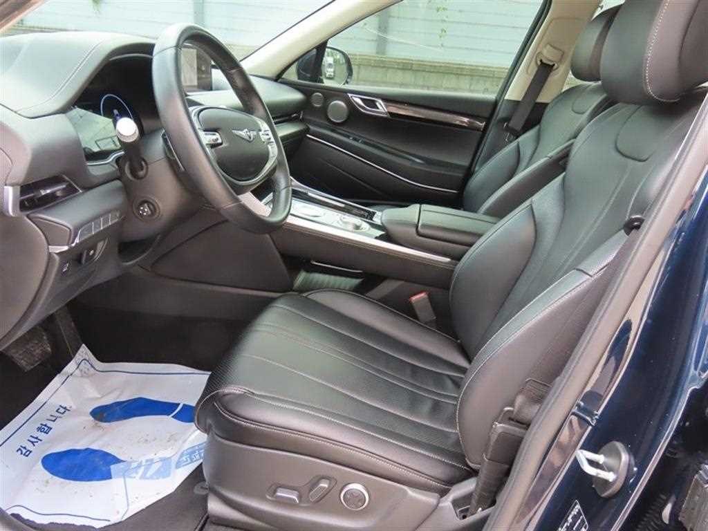Genesis GV80 - Vista 6