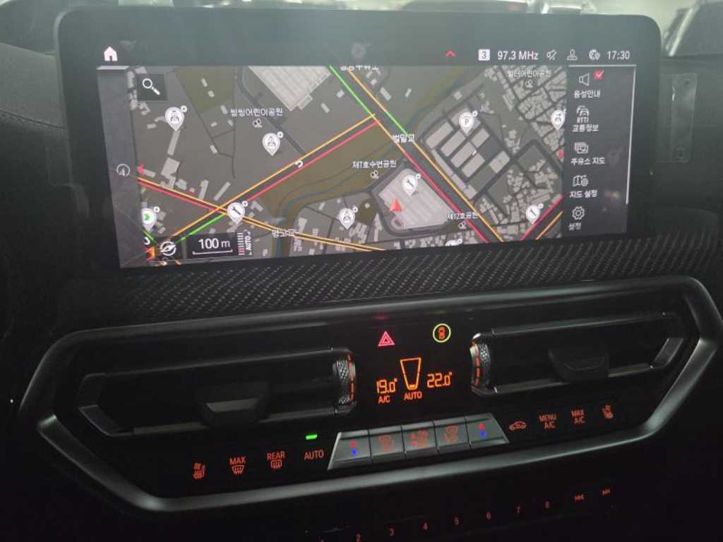 BMW X4M - Vista 8