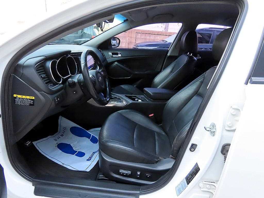 KIA K5 - Vista 5