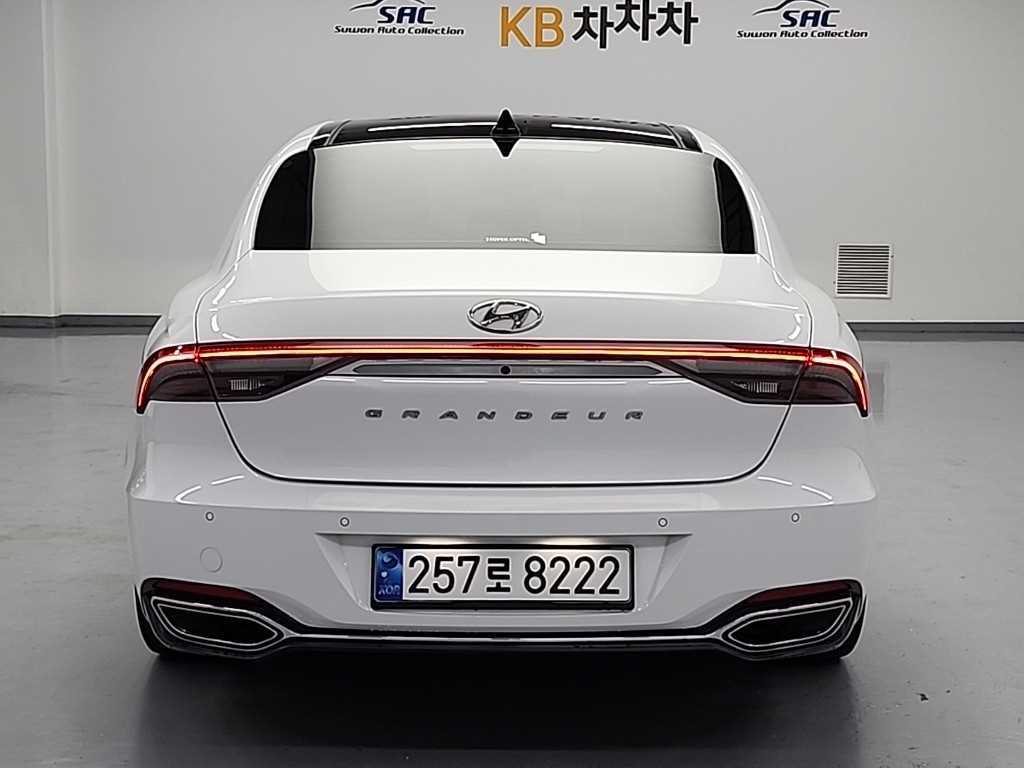 HYUNDAI Grandeur - Vista 4