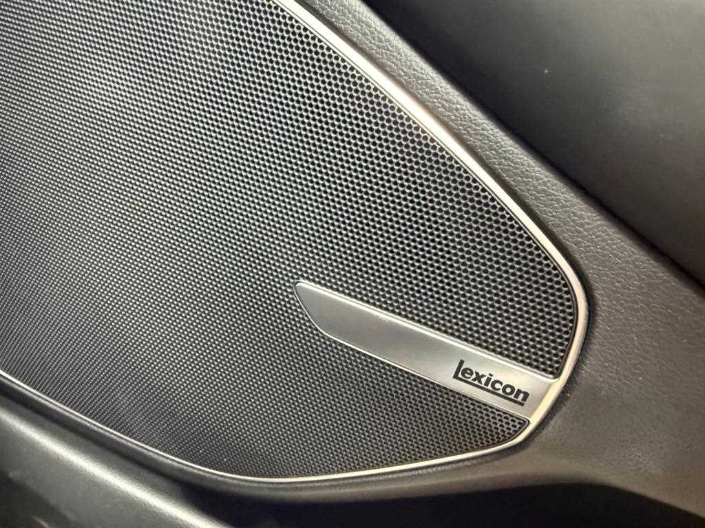 Genesis G90 - Vista 9