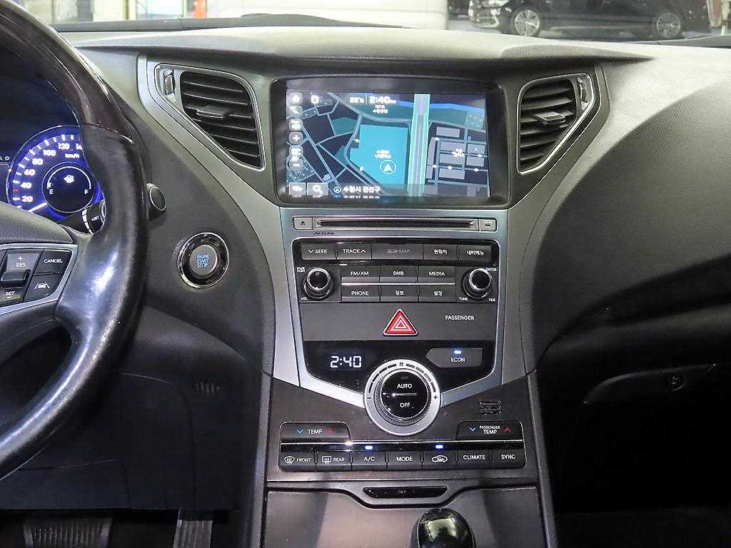 HYUNDAI Grandeur - Vista 11