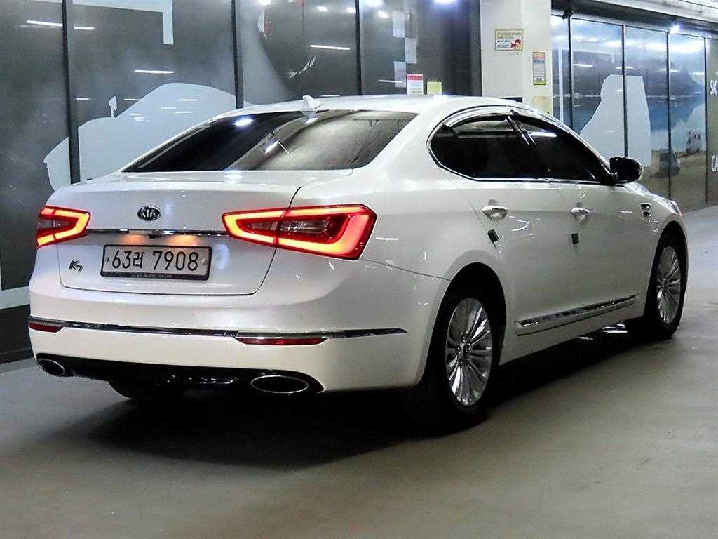KIA K7 - Vista 4
