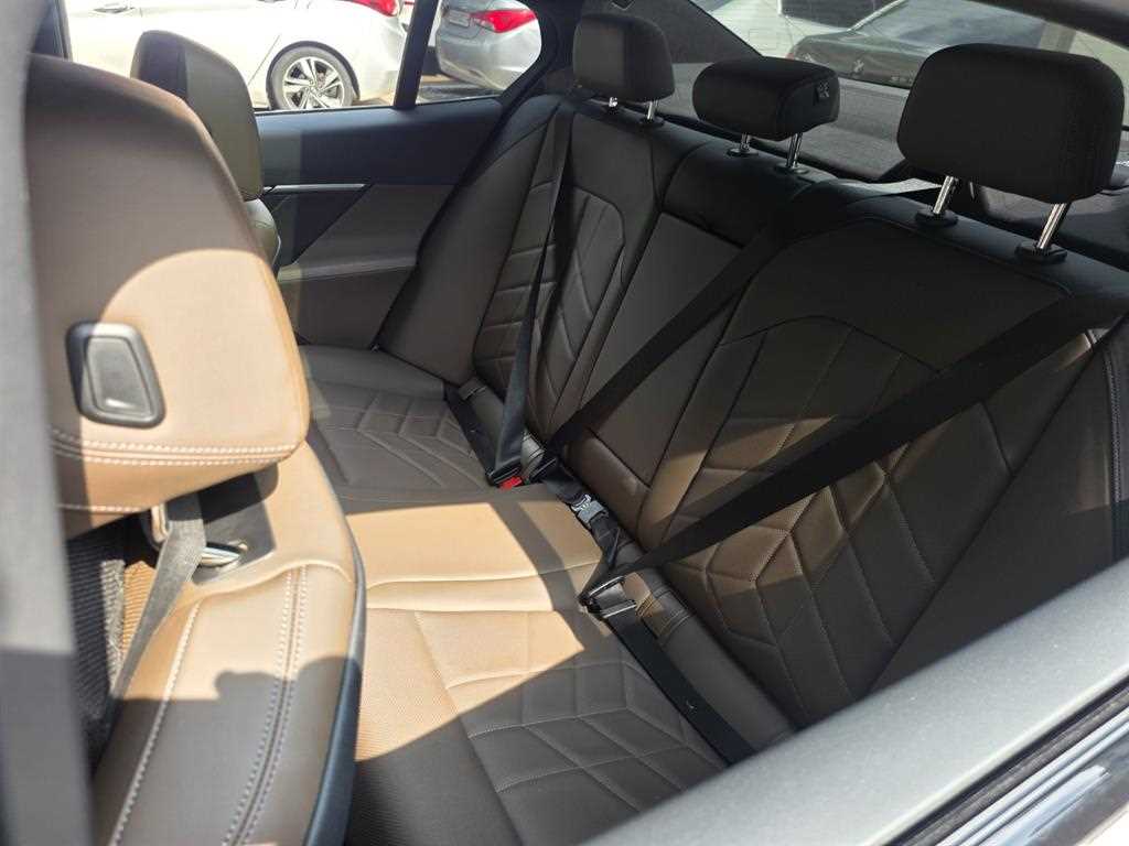 BMW 5 Series - Vista 6