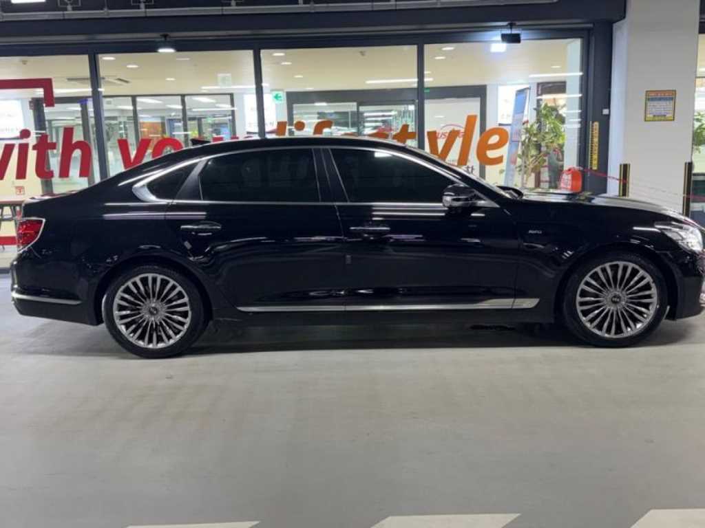 KIA K9 - Vista 3