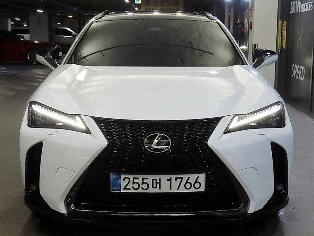 Lexus UX - Vista 2