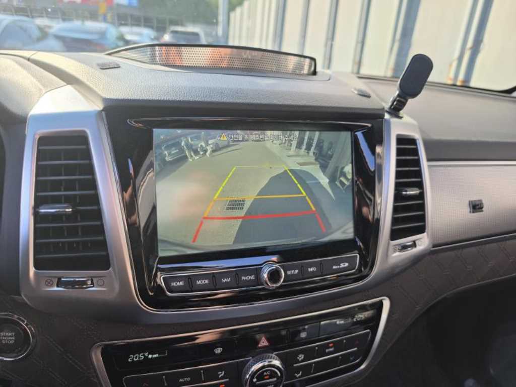 Ssangyong Rexton 2021 Gris - Importación desde Corea - HF Imports Iquique - Foto 16