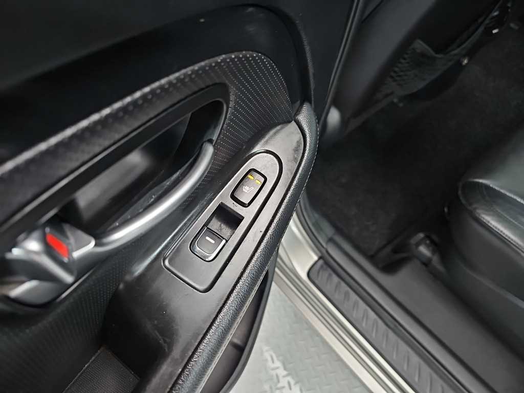 KIA Carens 2014 Gris - Importación desde Corea - HF Imports Iquique - Foto 13