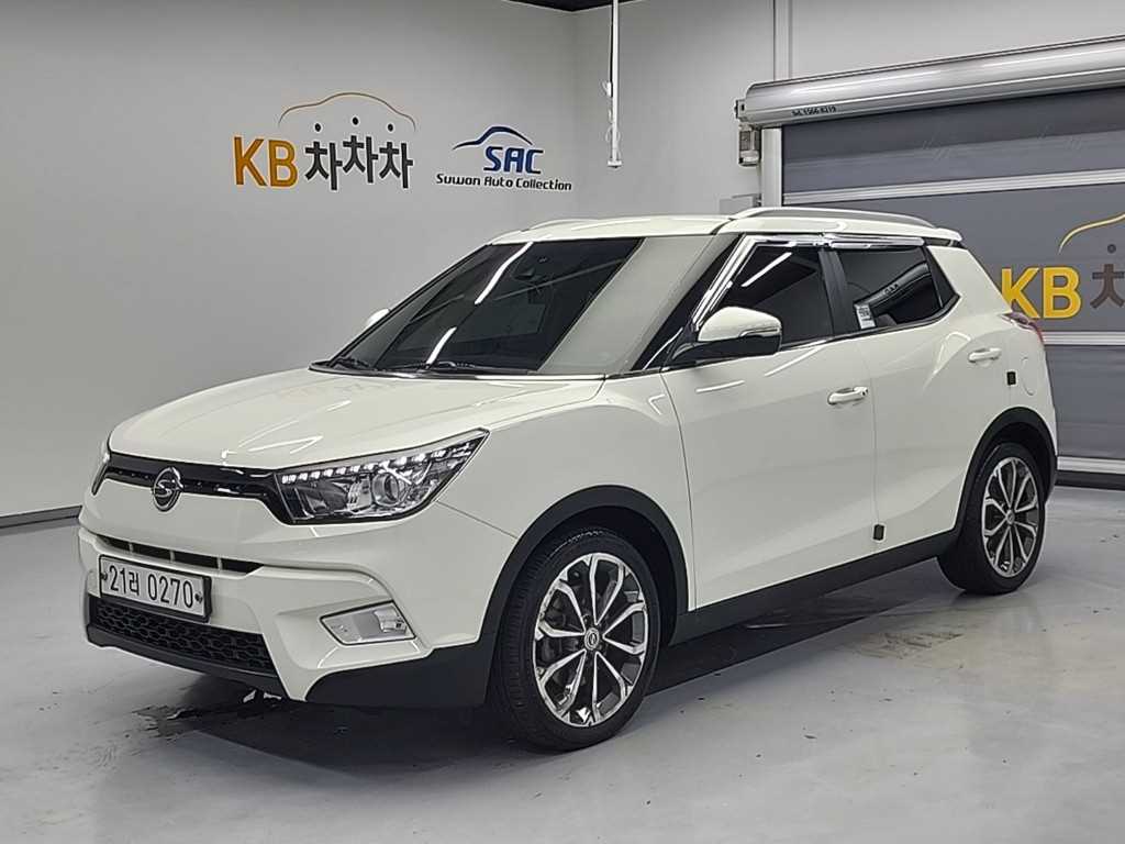 Ssangyong Tivoli 2017 Blanco - Importación desde Corea - HF Imports Iquique - Foto 1