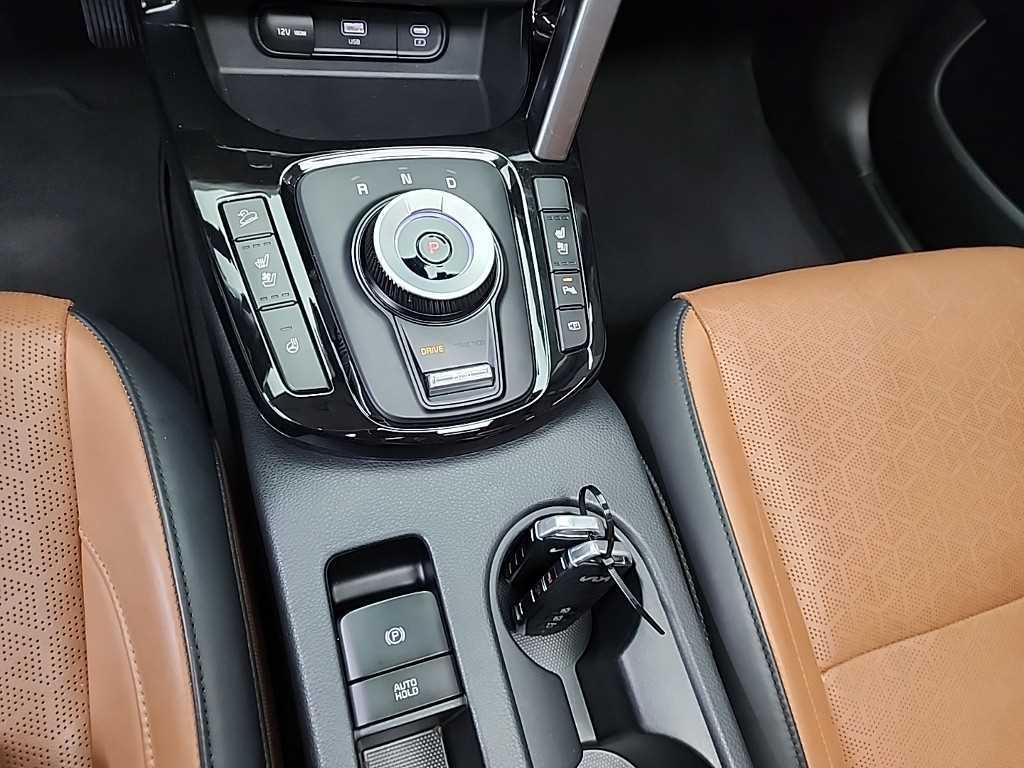 KIA Seltos - Vista 8