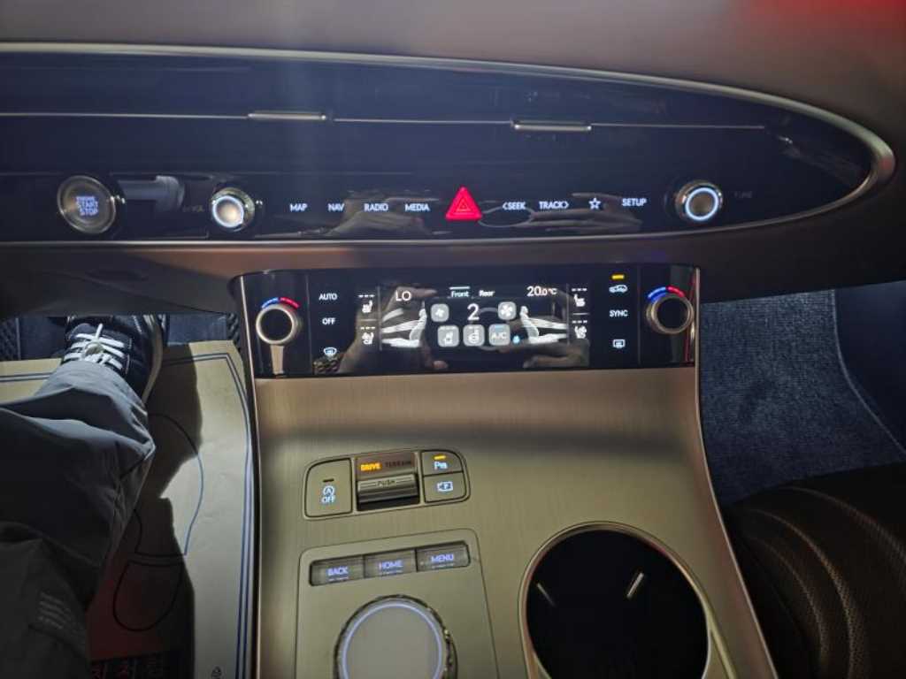 Genesis GV70 2025 - Importación desde Corea - HF Imports Iquique - Foto 18