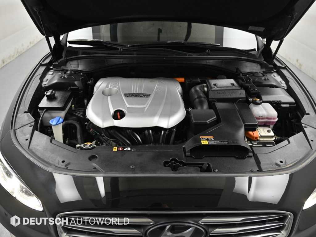 HYUNDAI Grandeur - Vista 6