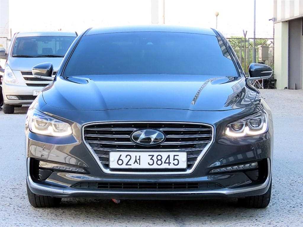 HYUNDAI Grandeur - Vista 2