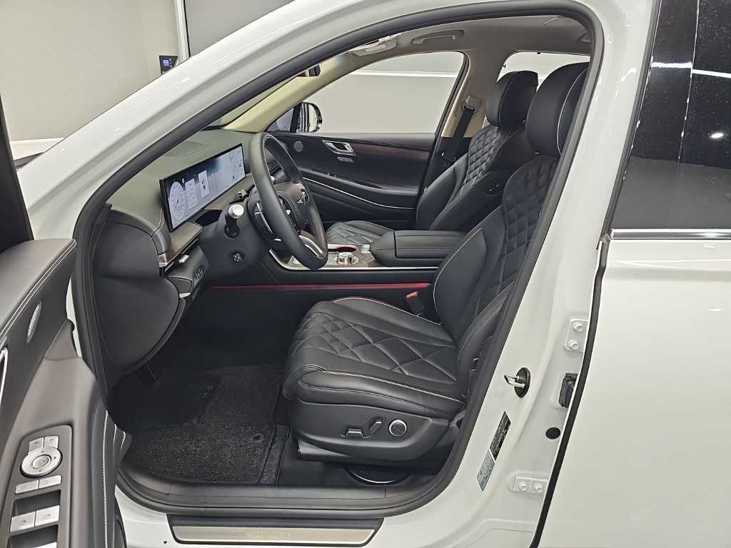 Genesis GV80 - Vista 11