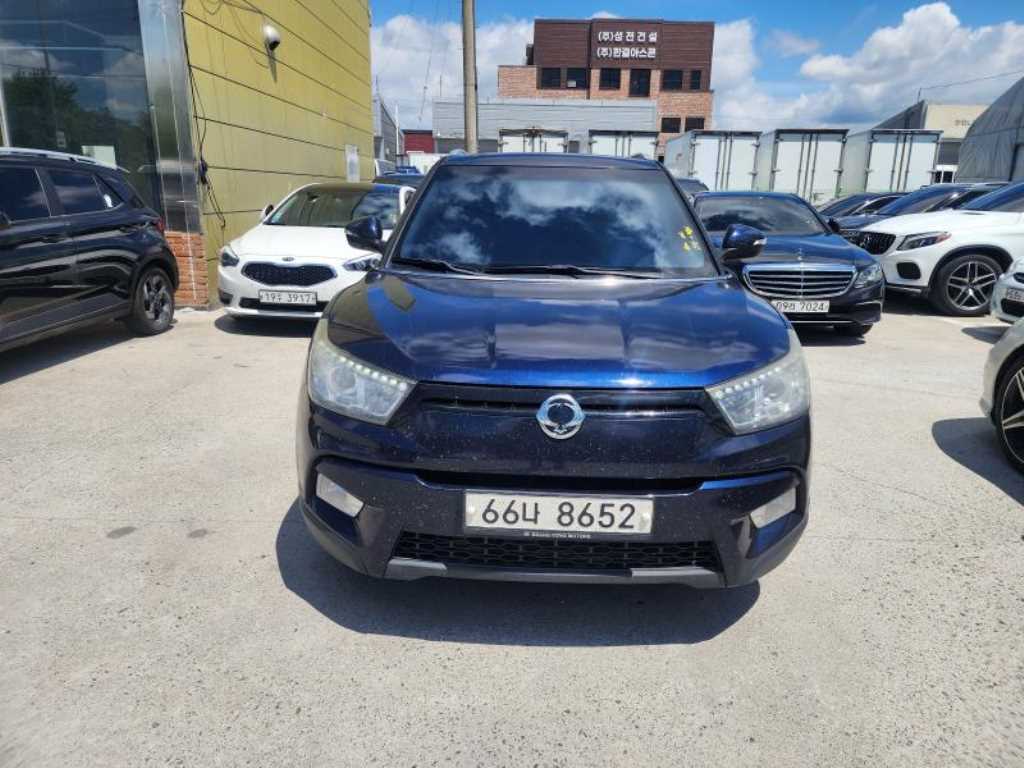 Ssangyong Tivoli 2016 - Importación desde Corea - HF Imports Iquique - Foto 1