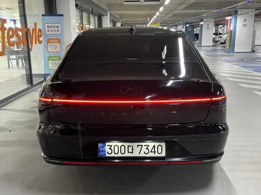 HYUNDAI Grandeur - Vista 5