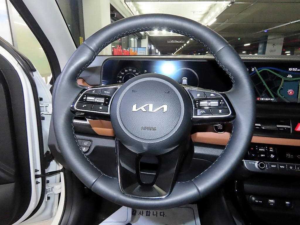 KIA Seltos - Vista 8