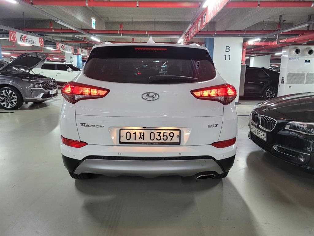 HYUNDAI Tucson - Vista 4