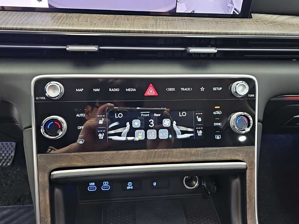 Genesis GV80 - Vista 10