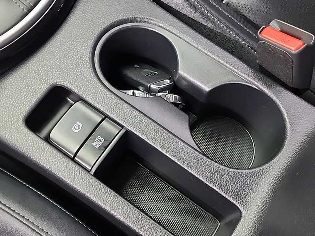 KIA Seltos 2020 Negro - Importación desde Corea - HF Imports Iquique - Foto 17