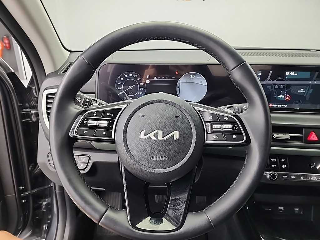 KIA Seltos - Vista 9