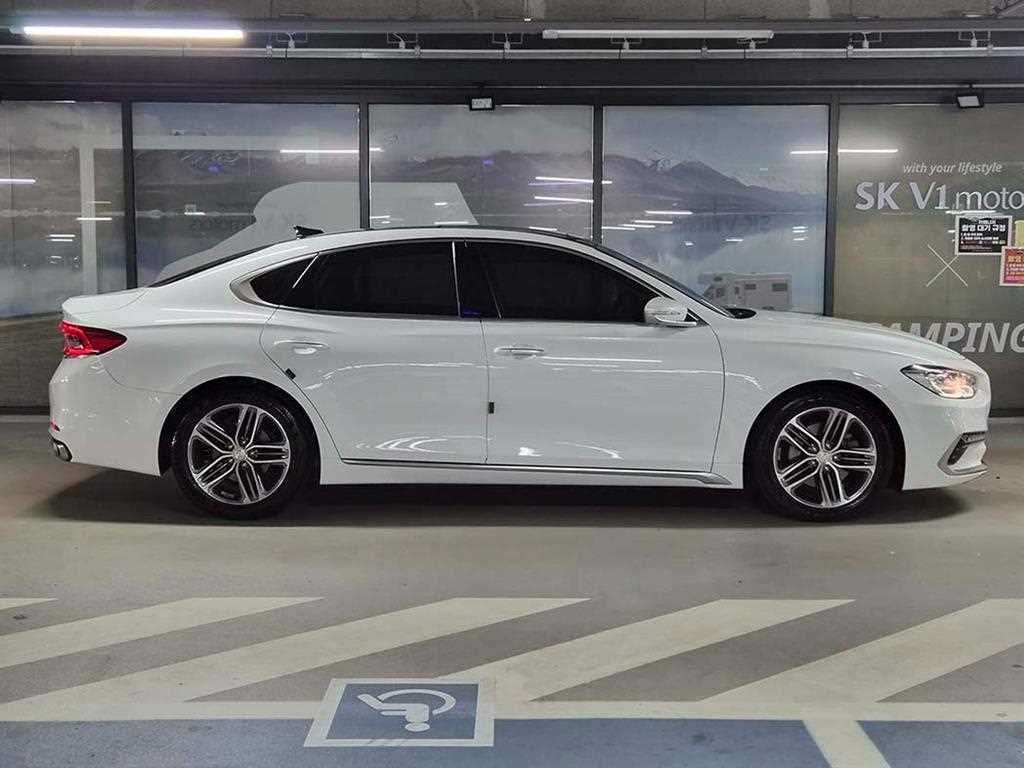 HYUNDAI Grandeur - Vista 3
