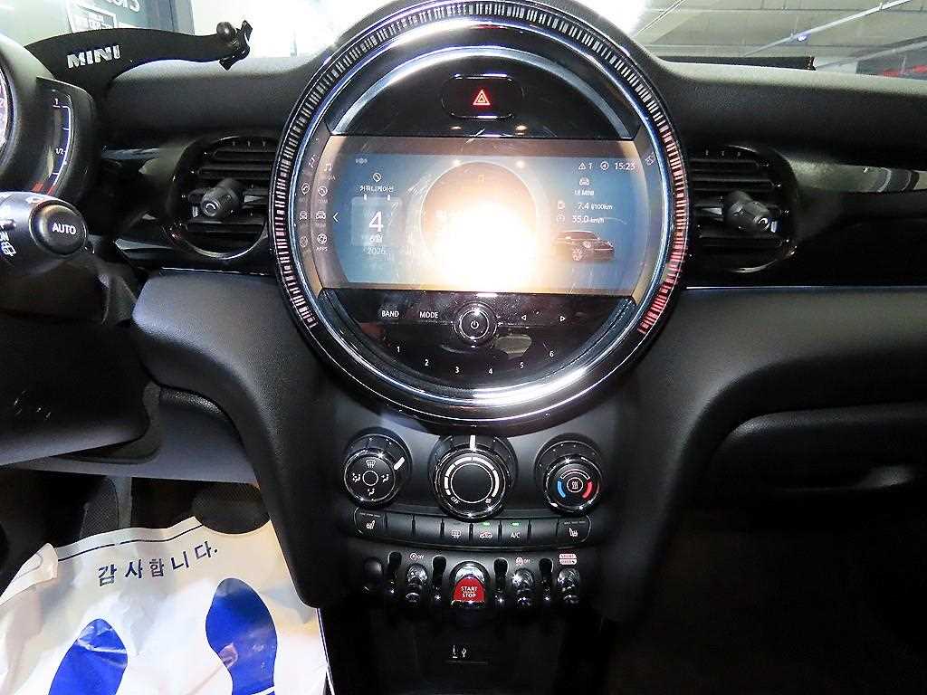 Mini Cooper - Vista 11