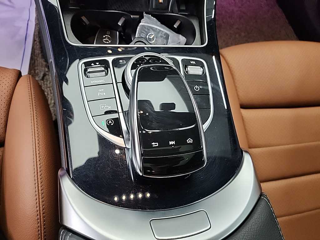 Mercedes Benz C Class 2020 Azul - Importación desde Corea - HF Imports Iquique - Foto 16