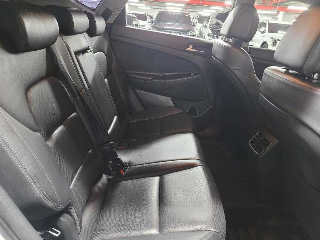 HYUNDAI Tucson - Vista 8