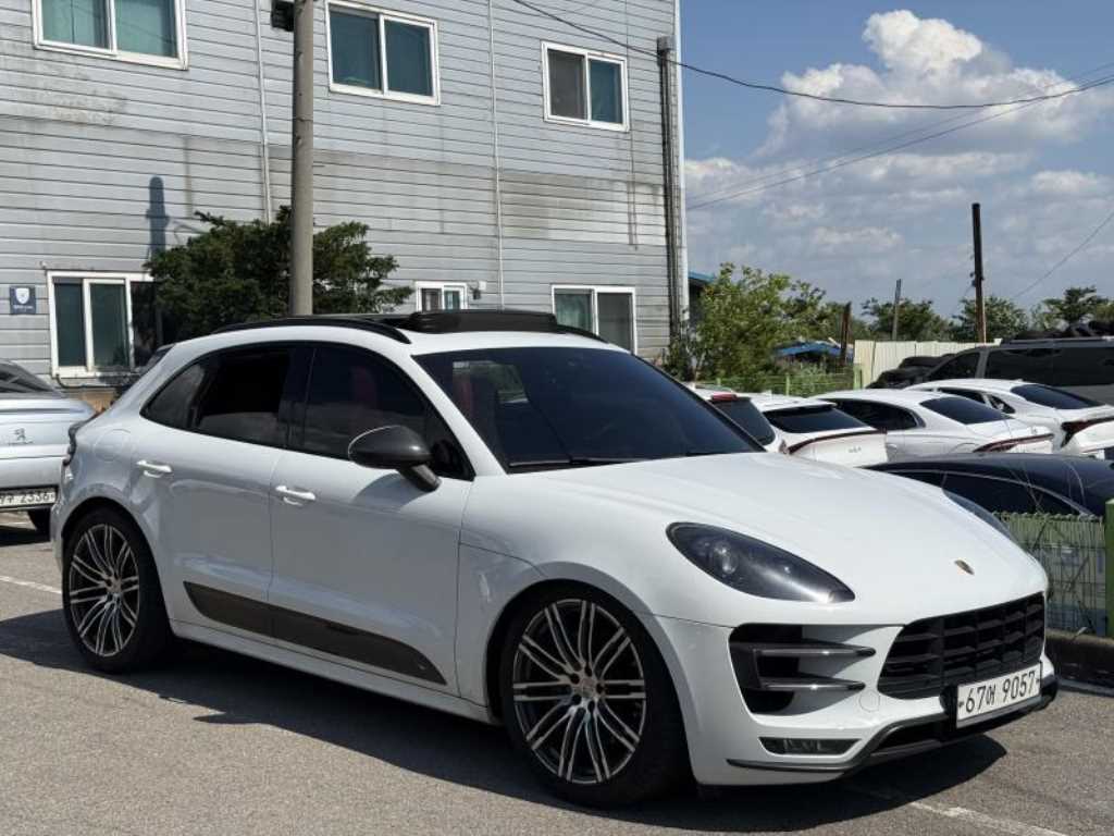 Porsche Macan - Vista 2