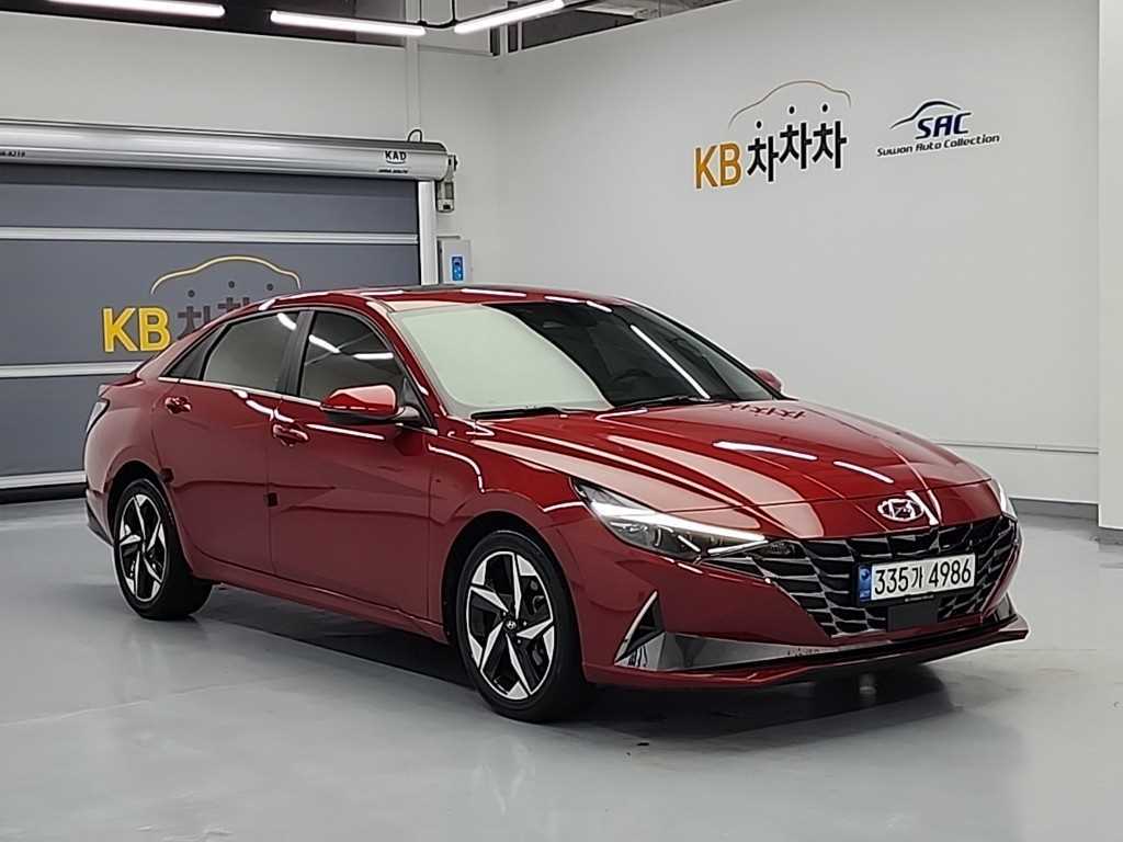 HYUNDAI Avante - Vista 4