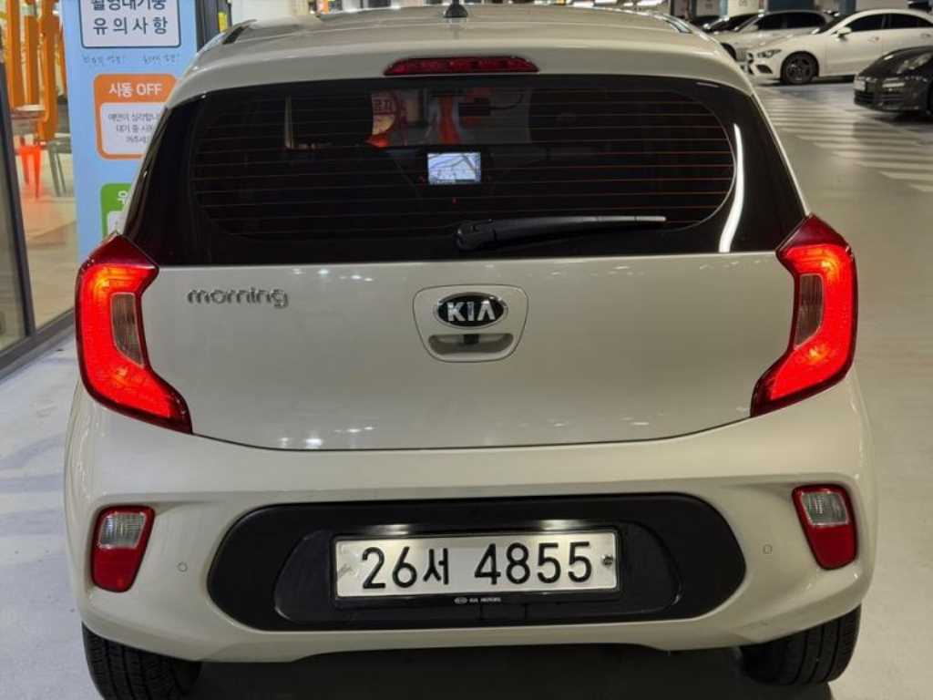KIA Morning - Vista 5