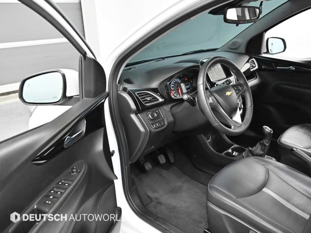Chevrolet Spark - Vista 11