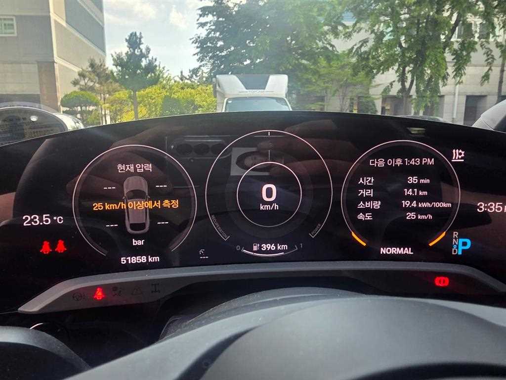 Porsche Taycan - Vista 11