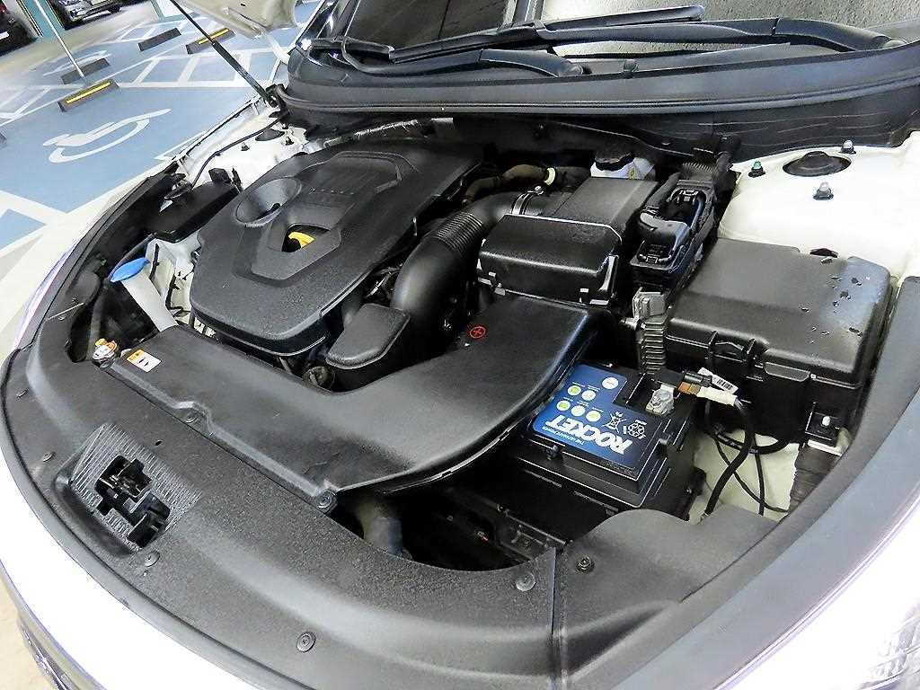 HYUNDAI Sonata 2015 Blanco - Importación desde Corea - HF Imports Iquique - Foto 19