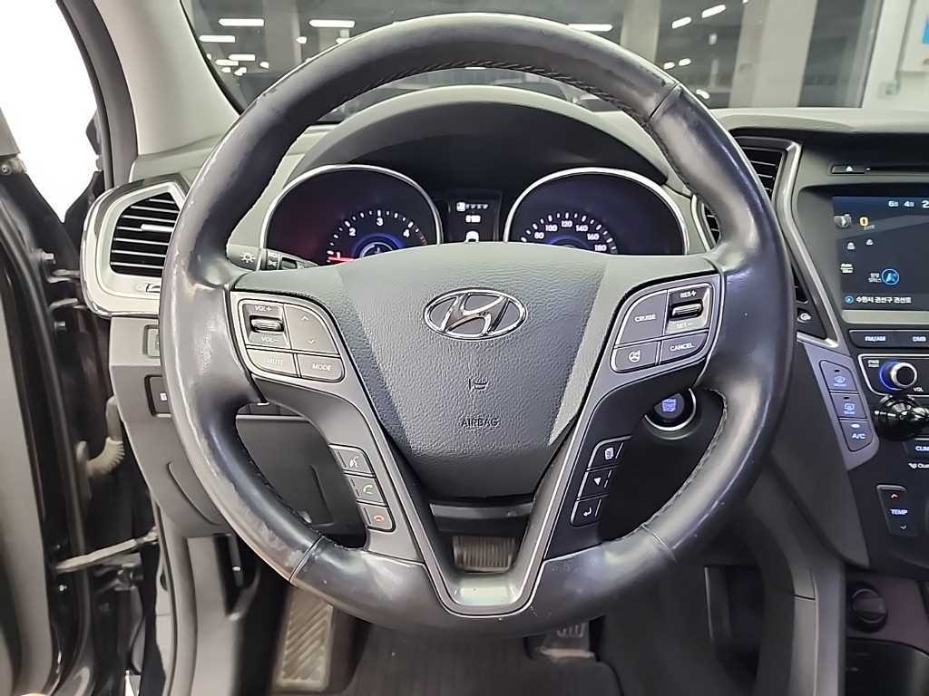 HYUNDAI Santa Fe - Vista 9